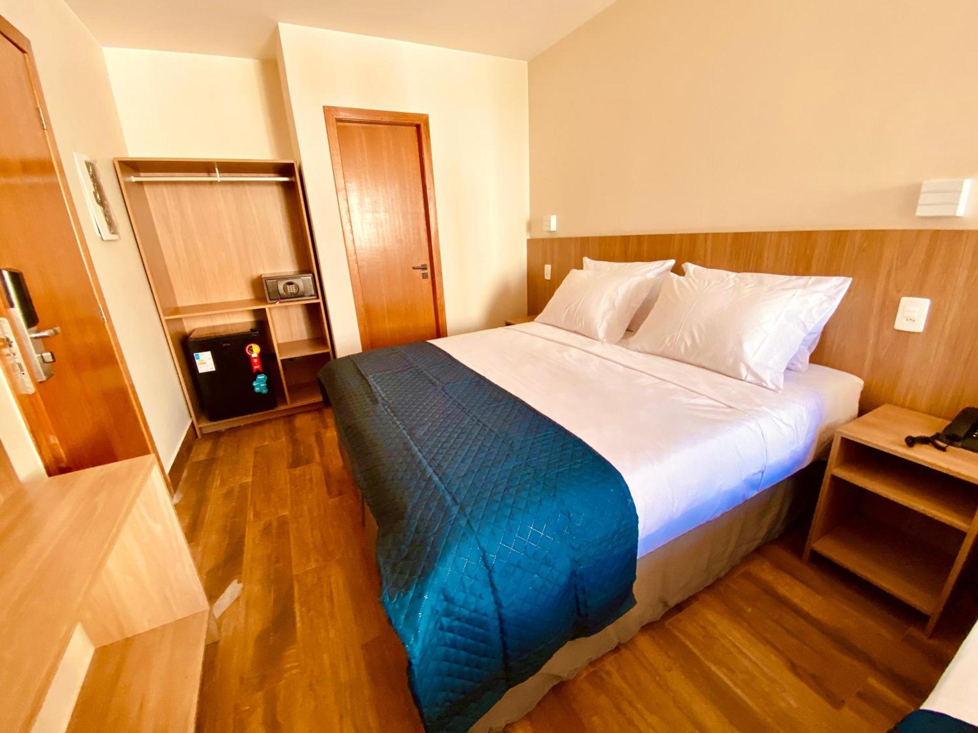 סלבאדור Hit Hotel מראה חיצוני תמונה