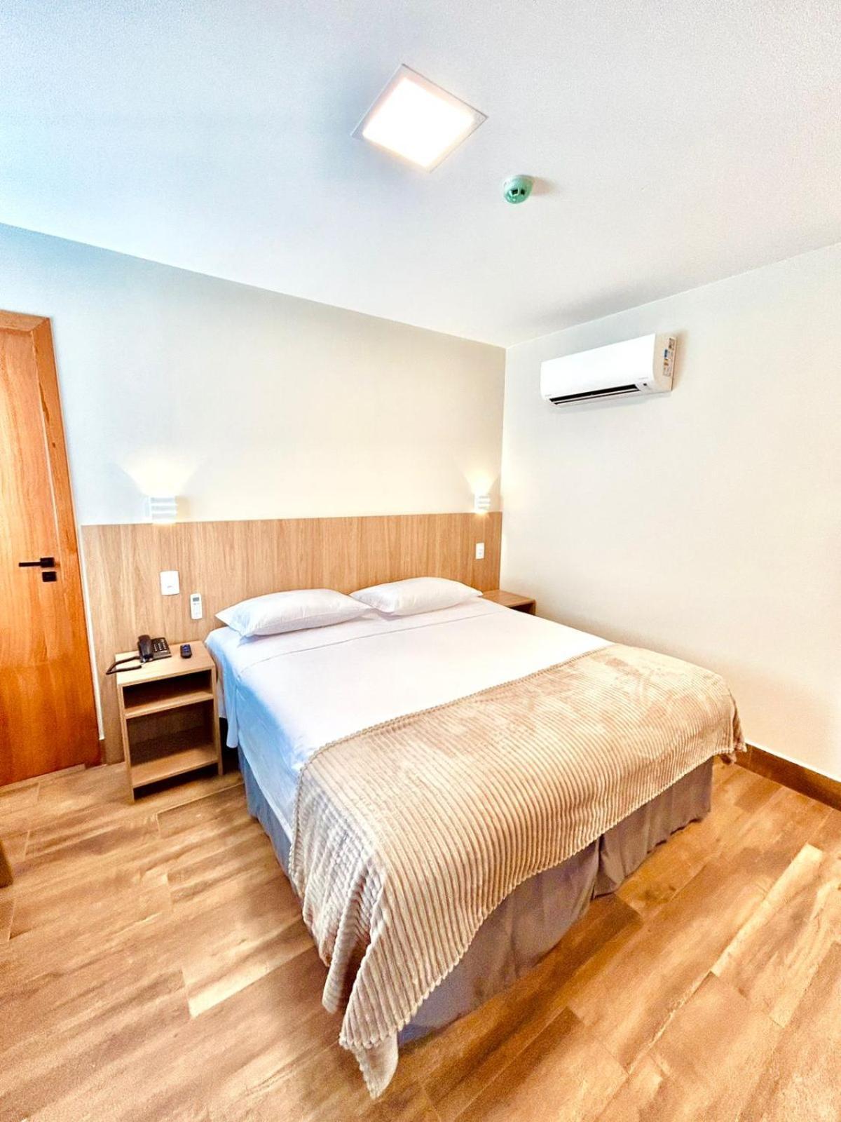 סלבאדור Hit Hotel מראה חיצוני תמונה